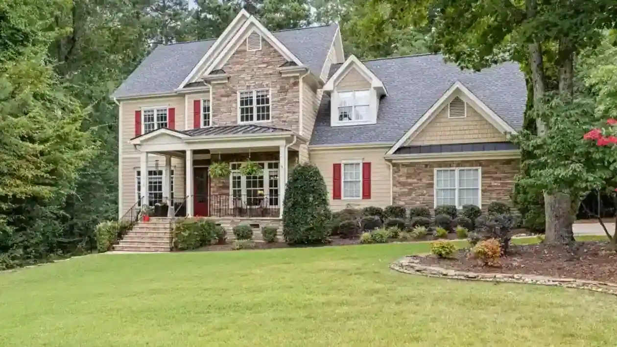 Custom Home Masonry: Building Your Dream Home in Brick