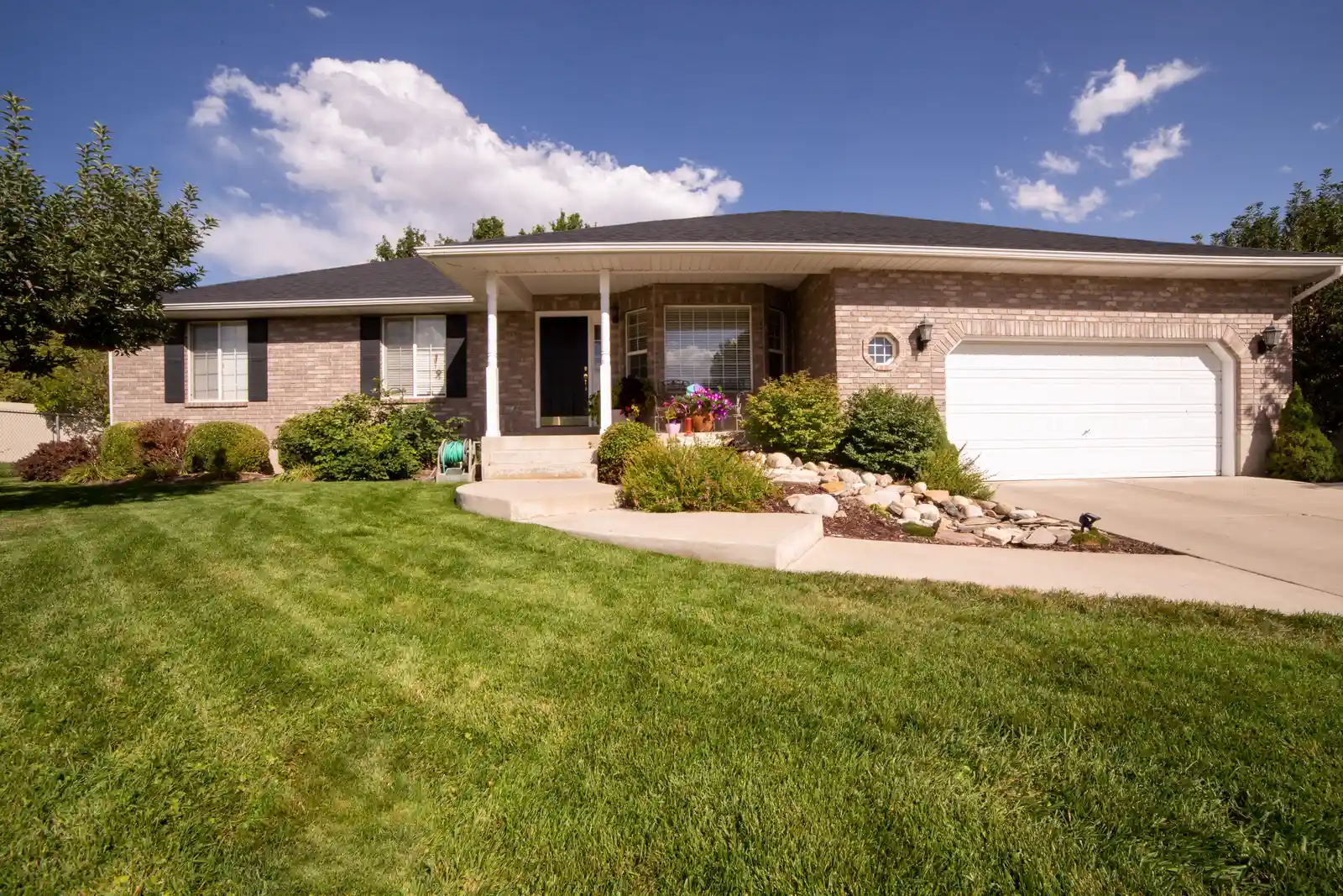 New custom masonry home exterior near Glencoe, IL