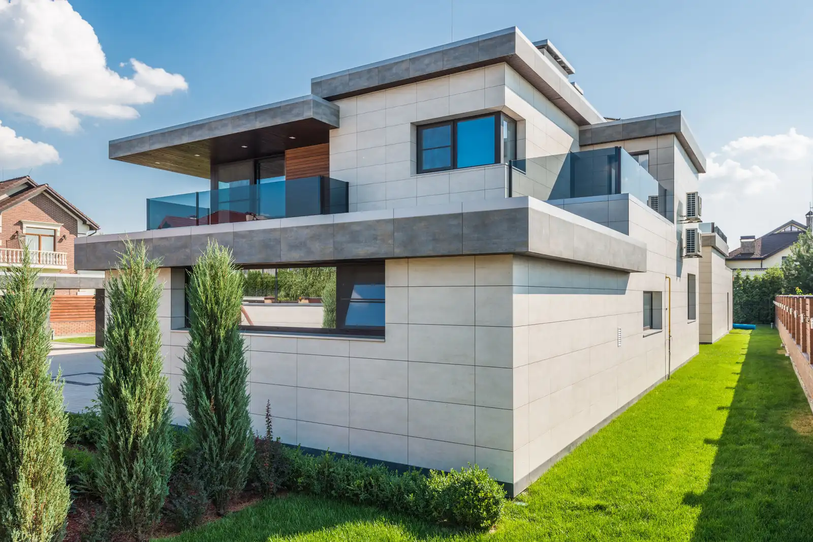 New custom masonry home exterior near Highland Park, IL