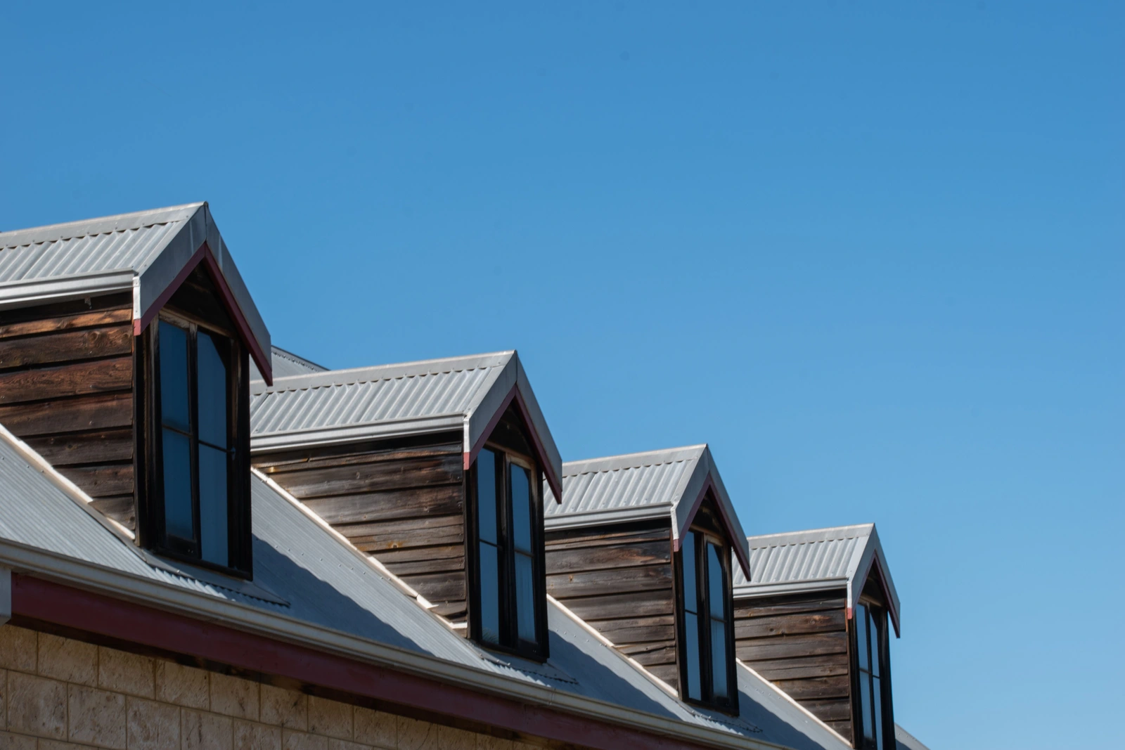 New commercial brick and stone construction near Burr Ridge, IL