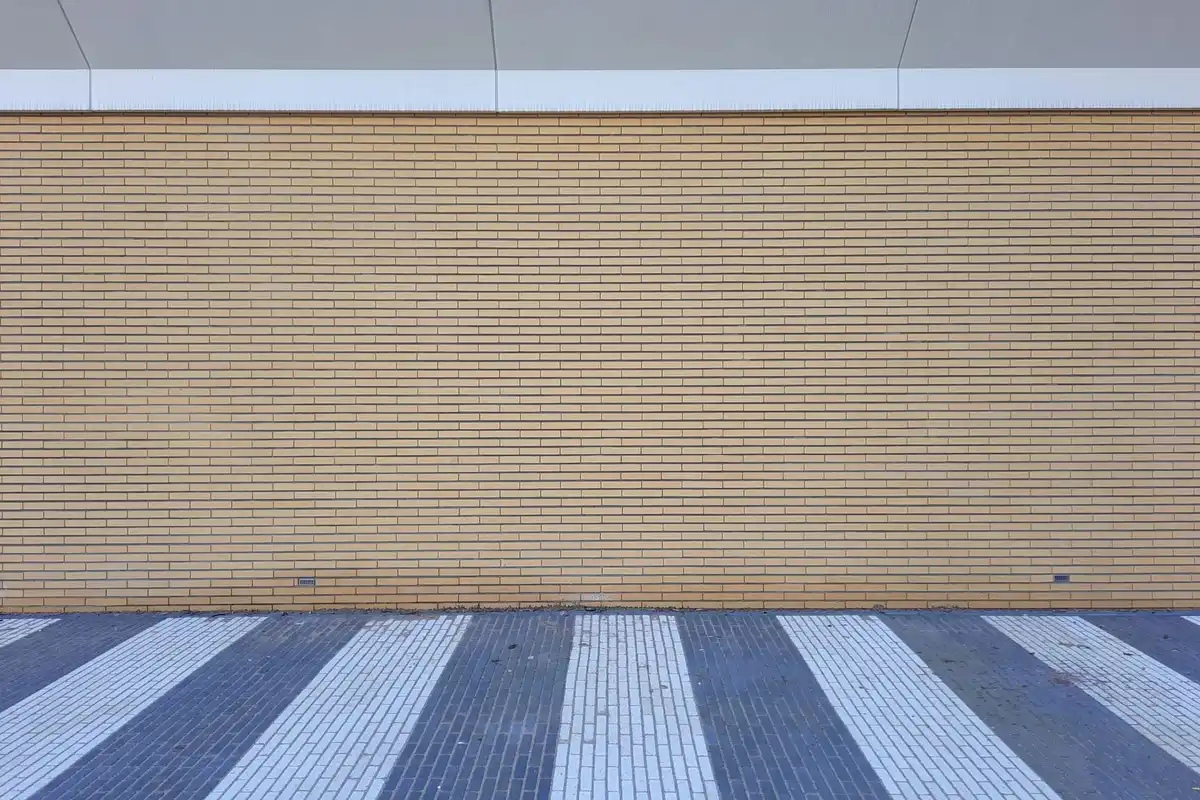 Precision brickwork detail on a Burr Ridge estate