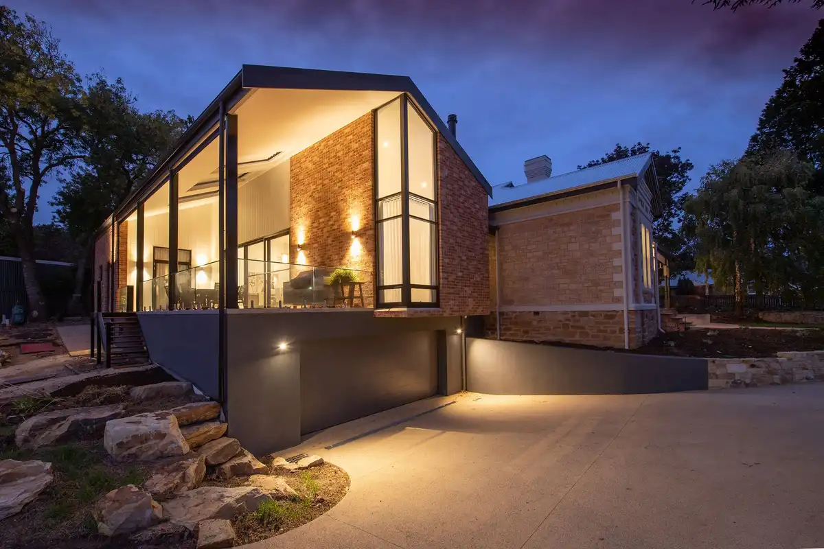 Brick & Stone Veneers in Evanston