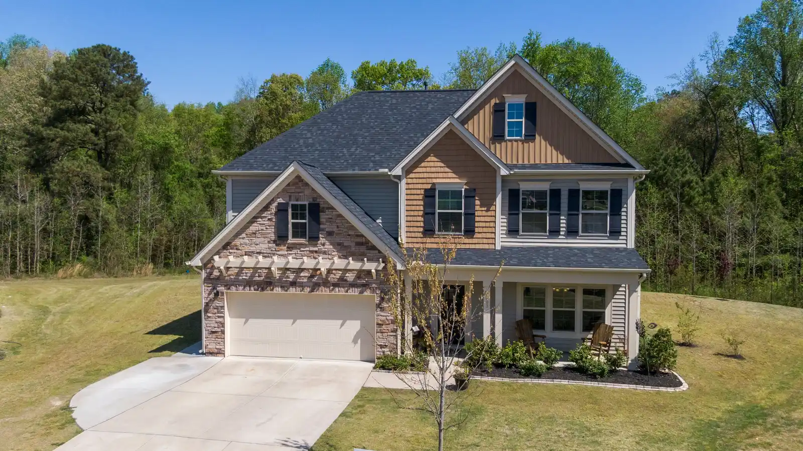 New custom masonry home exterior near Wheaton, IL