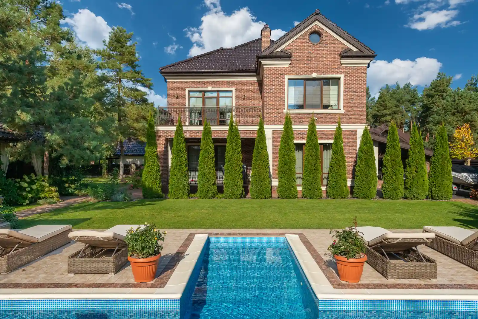 New custom masonry home exterior near Kenilworth, IL
