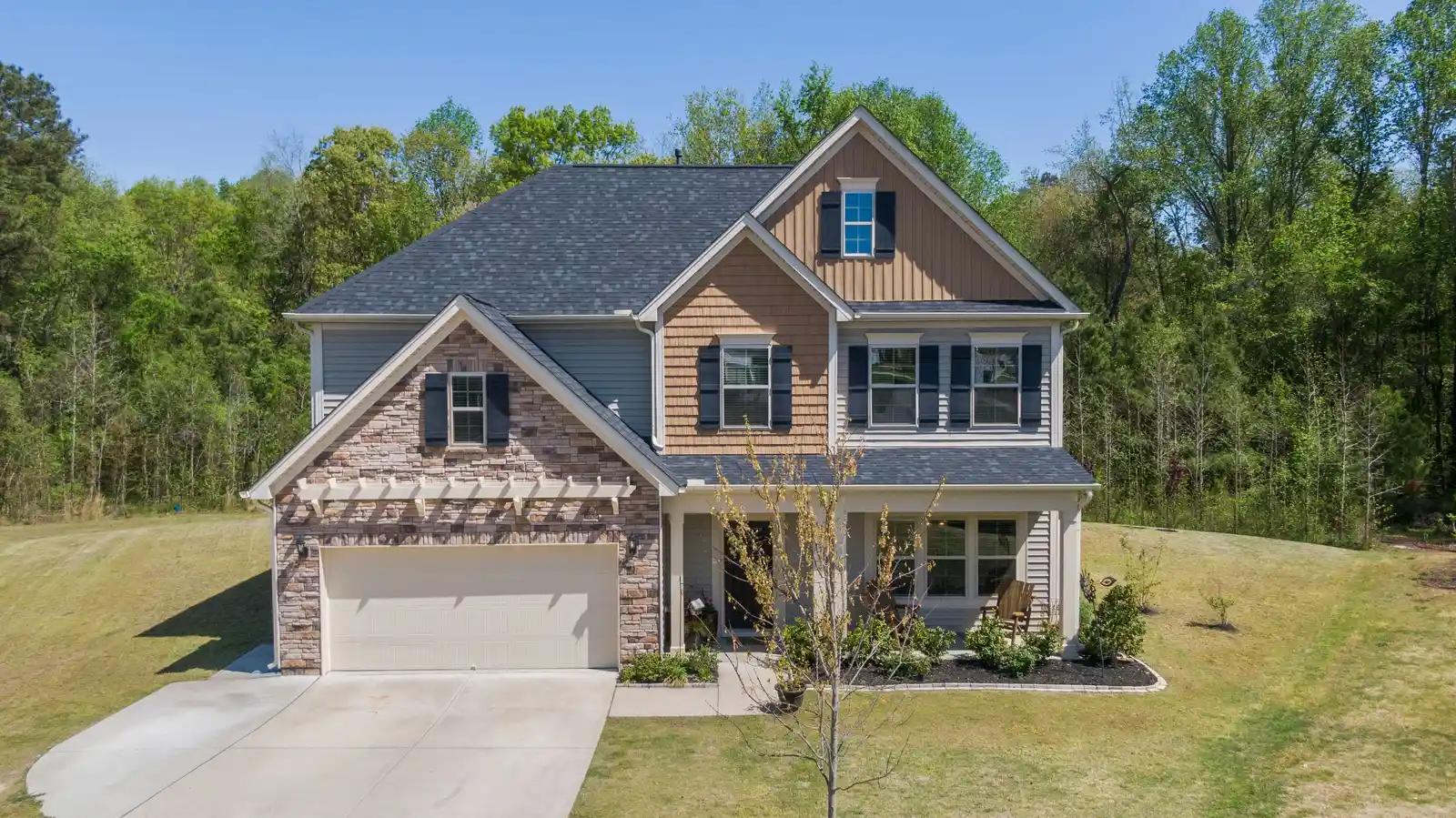 New custom masonry home exterior near Glencoe, IL